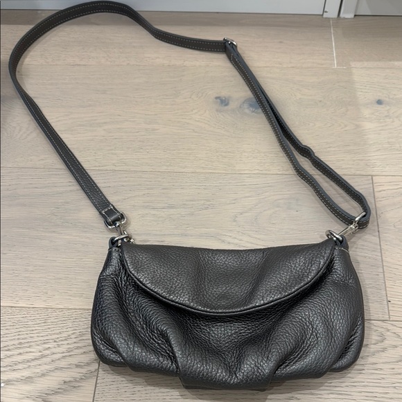 Roots Genuine Leather Gray Shoulder Bag - Picture 2 of 5